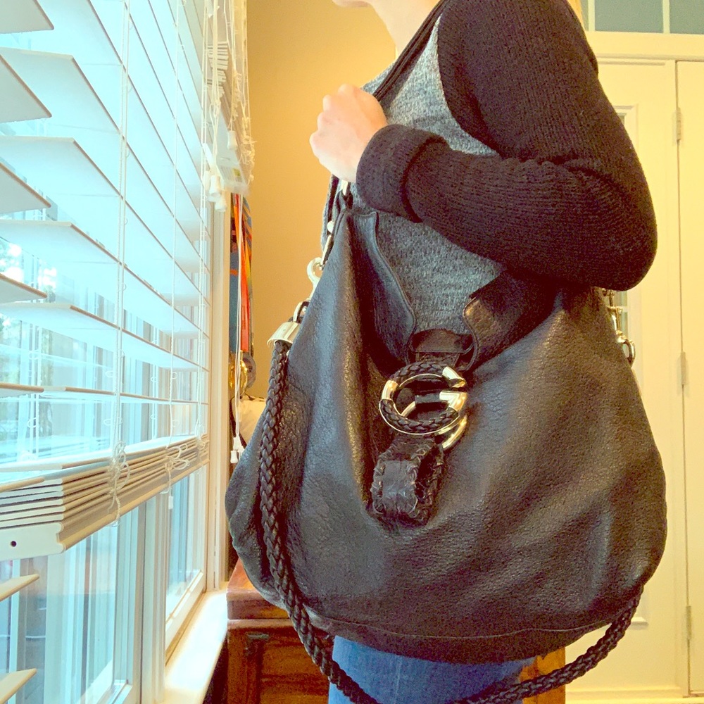 Gucci G Wave Black Leather Hobo